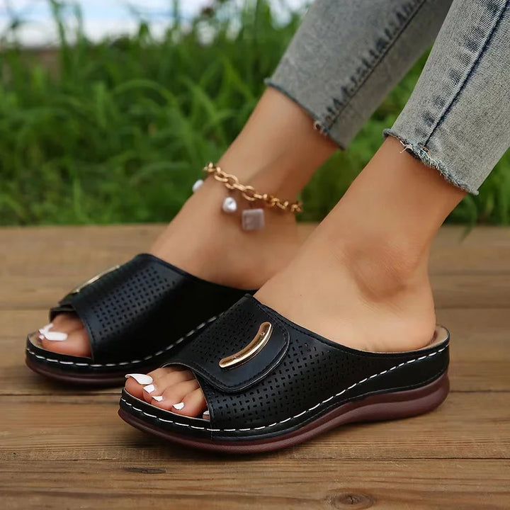 Pádraigín | Classic Urban Sandals