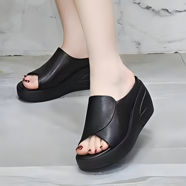 Caoilfhionn | Orthopaedic Sandals