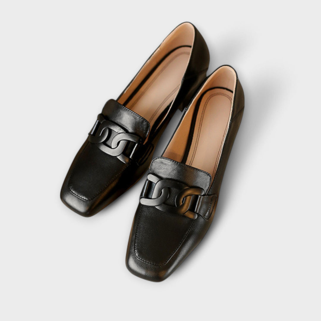 Muadhnait | Loafers