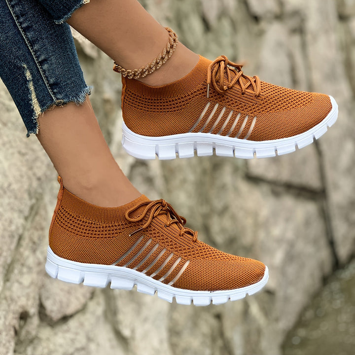 Deirdre | Lightweight Comfort Runners