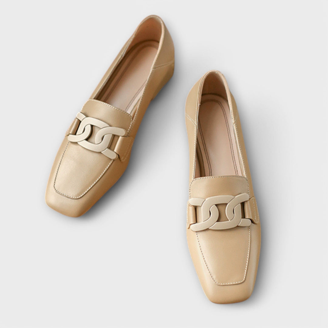 Muadhnait | Loafers