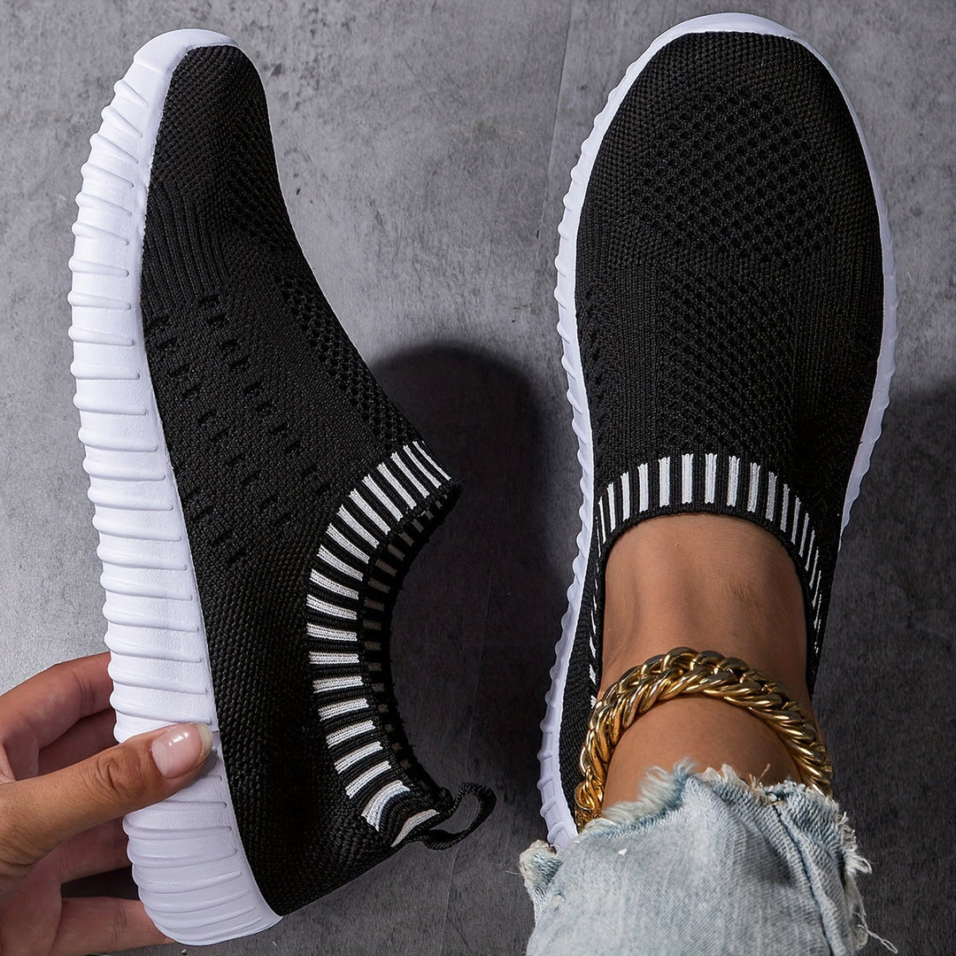 Sadhbh | Ultra-Lightweight Non-Slip Sock Runners