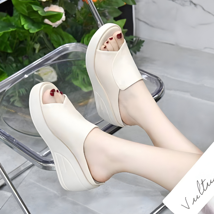 Caoilfhionn | Orthopaedic Sandals