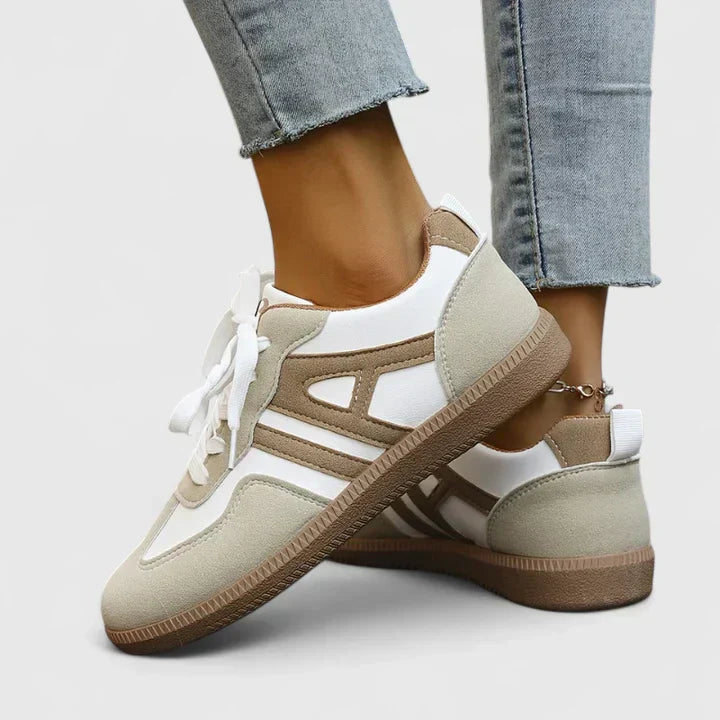 Caitriona | Orthopedic Wide-Fit Runners