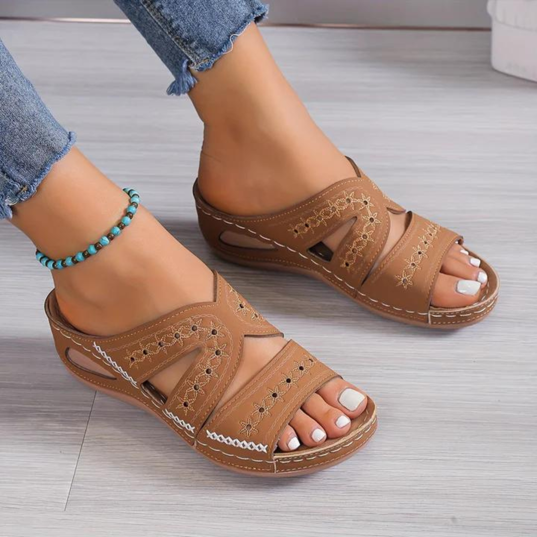 Gráinne | Orthopaedic Sandals