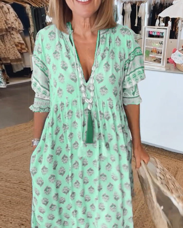 Sorcha | Chic V-Neck Floral Midi Dress