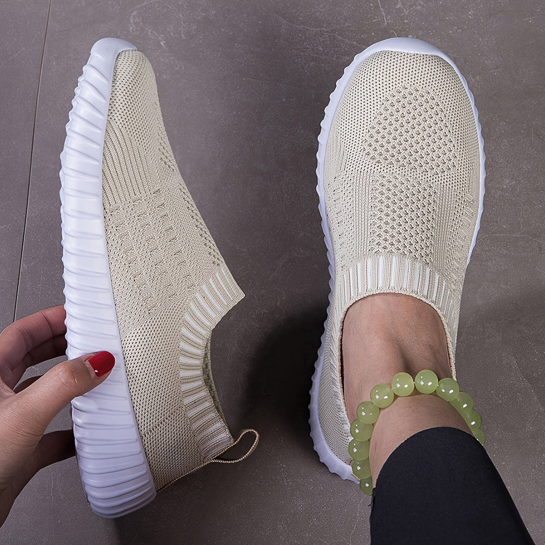 Sadhbh | Ultra-Lightweight Non-Slip Sock Runners