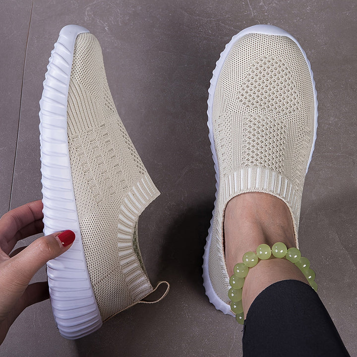 Sadhbh | Ultra-Lightweight Non-Slip Sock Runners