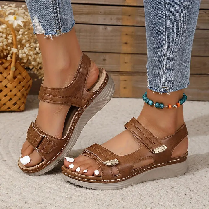 Cáit | Orthopaedic Sandals