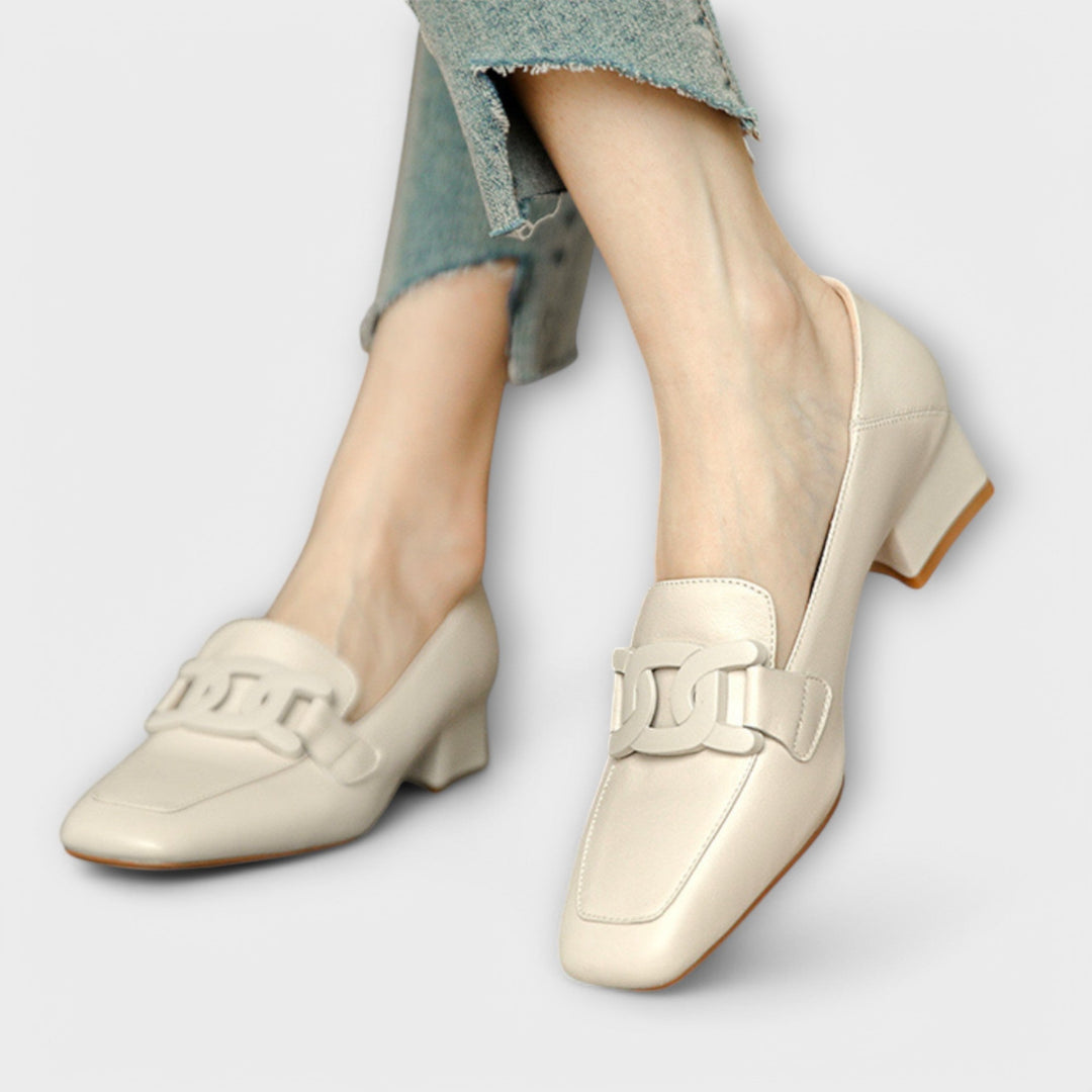 Muadhnait | Loafers