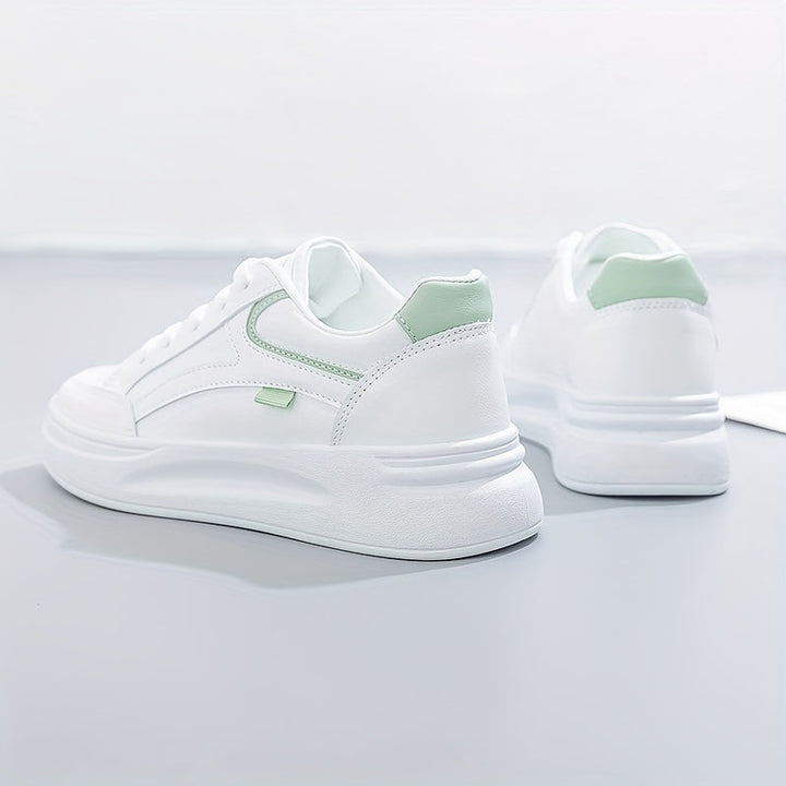 Eilis | Chic White Lightweight Runners