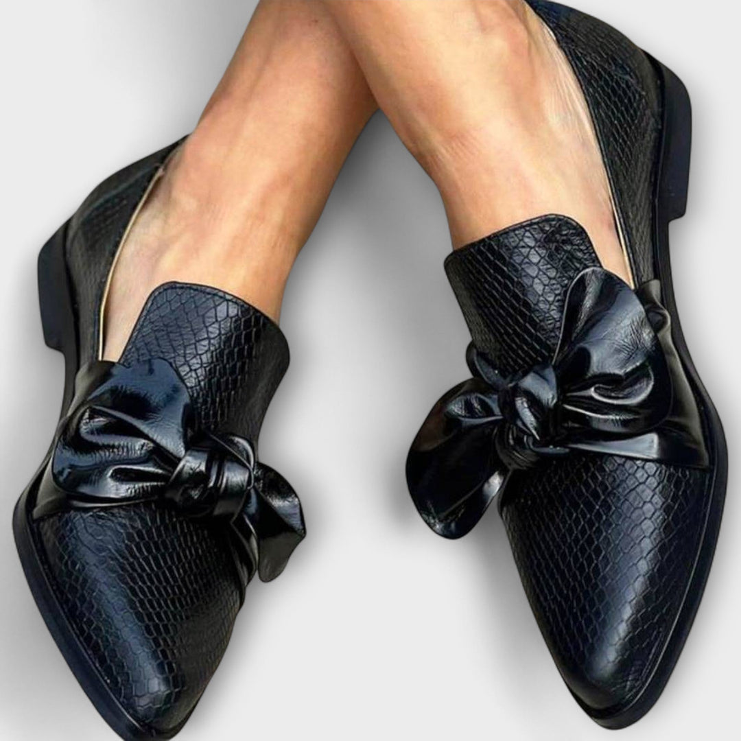 Cliona | Bow Loafers