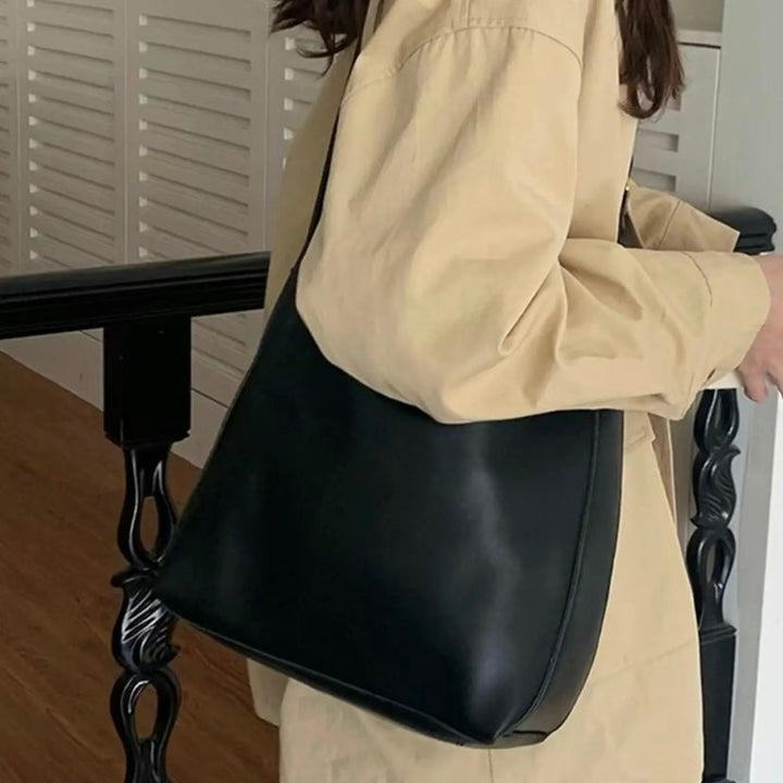 Eadaoin | Elegant Leather Bag