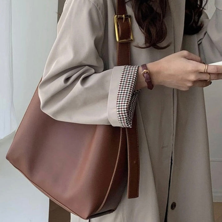 Eadaoin | Elegant Leather Bag