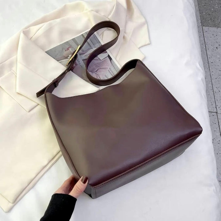 Eadaoin | Elegant Leather Bag