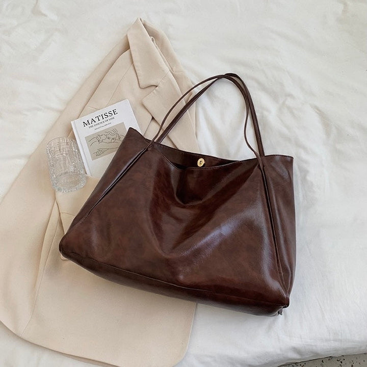 Orla | Shimmering Leather Bag