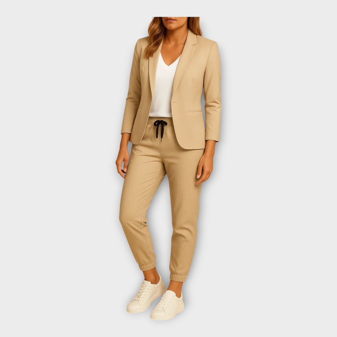 Cred | Women's Suit with Blazer and Jogger Trousers