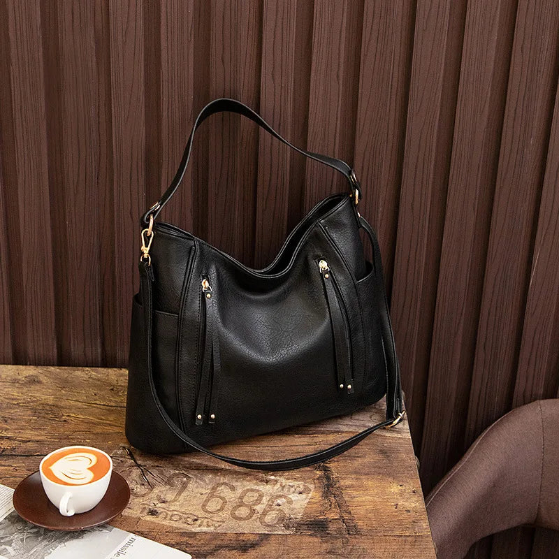 Beibhinn | Fringed Leather Bag