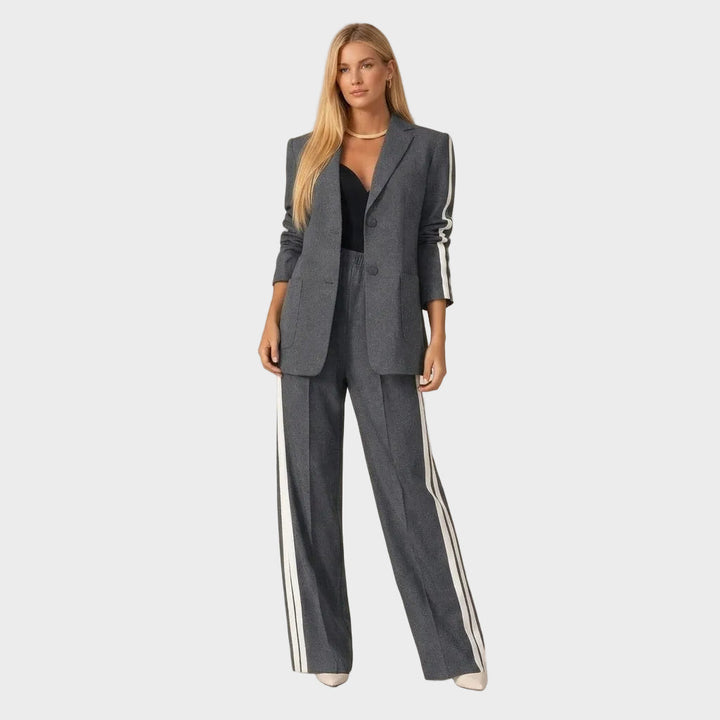 Esnat | Suit with Tailored Blazer