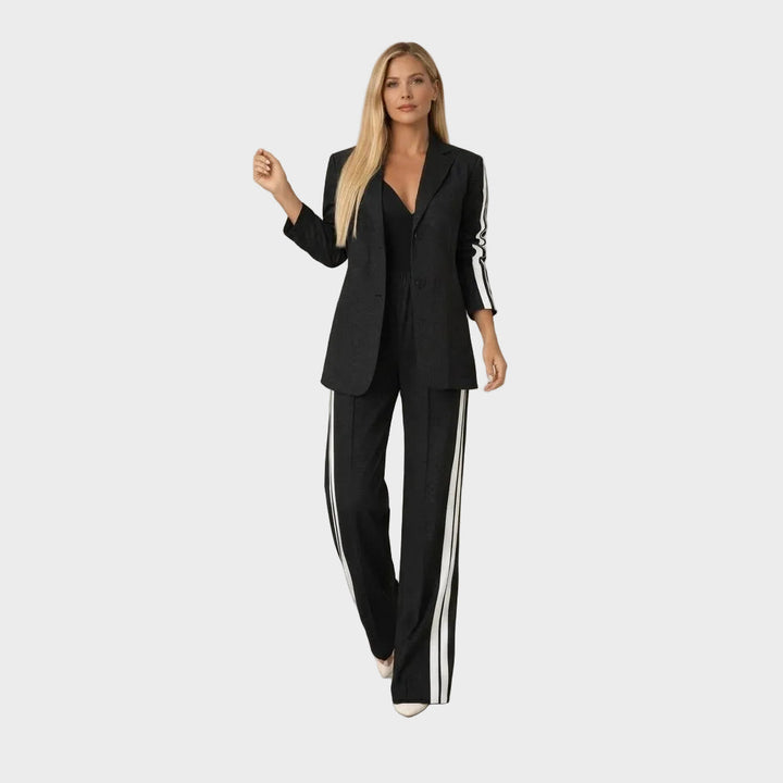 Esnat | Suit with Tailored Blazer