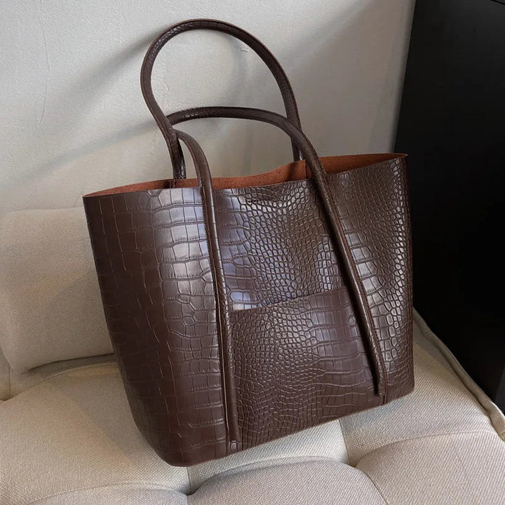 Blathnaid | Refined Shoulder Bag