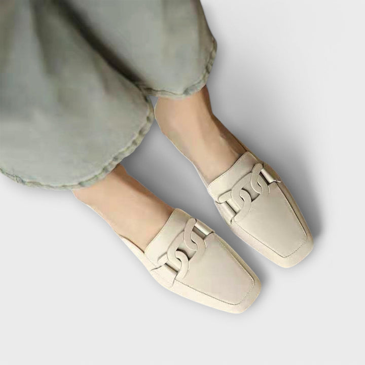 Muadhnait | Loafers