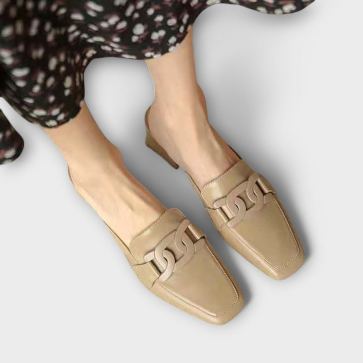 Muadhnait | Loafers