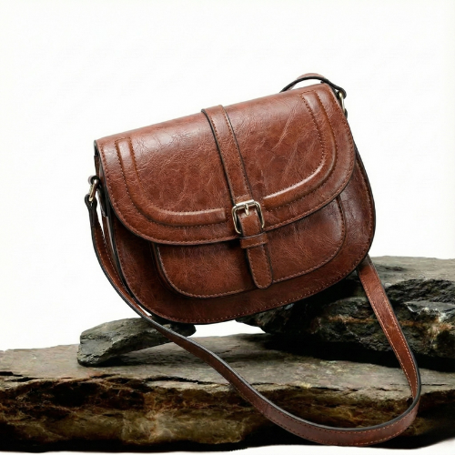 Etain | Classic Crossbody Bag