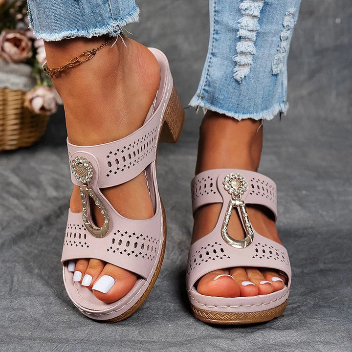 Áine | Orthopaedic Sandals