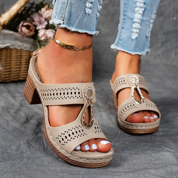 Áine | Orthopaedic Sandals
