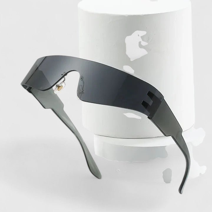 Aine | Elegant Sunglasses