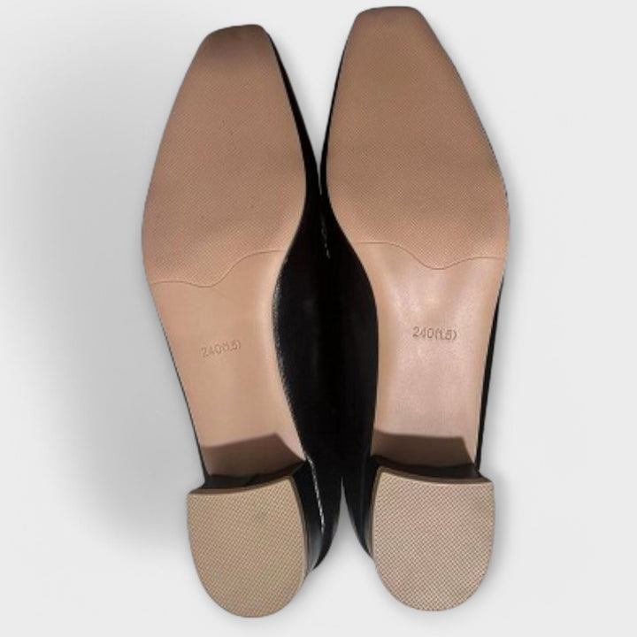 Muadhnait | Loafers