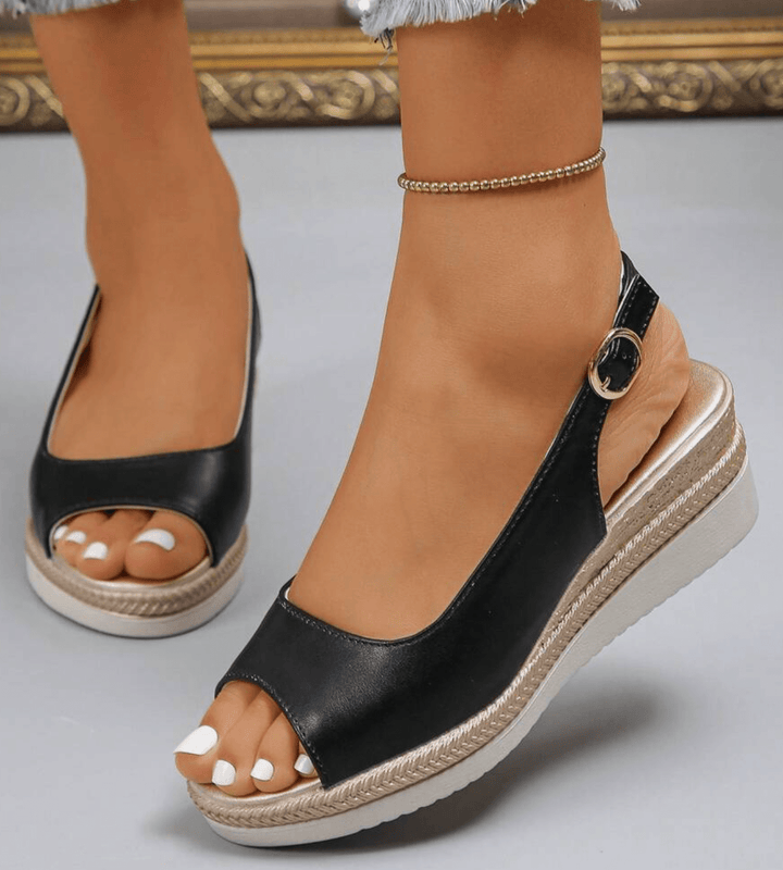 Fiadh | Orthopaedic Sandals