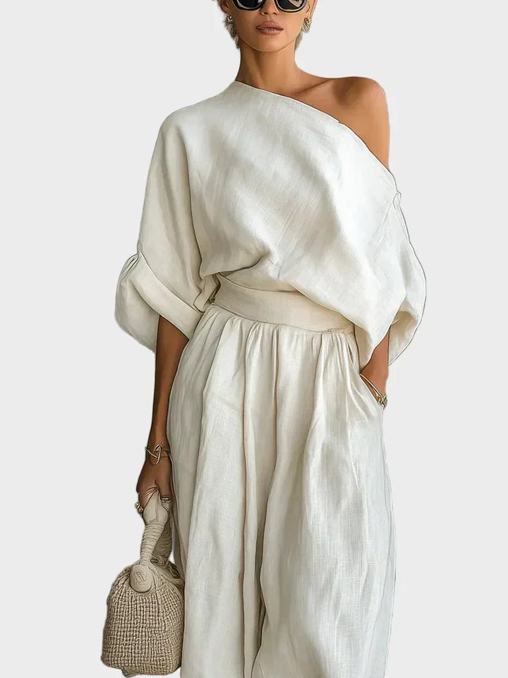 Sarait | 2-Piece Set with Exposed Shoulders