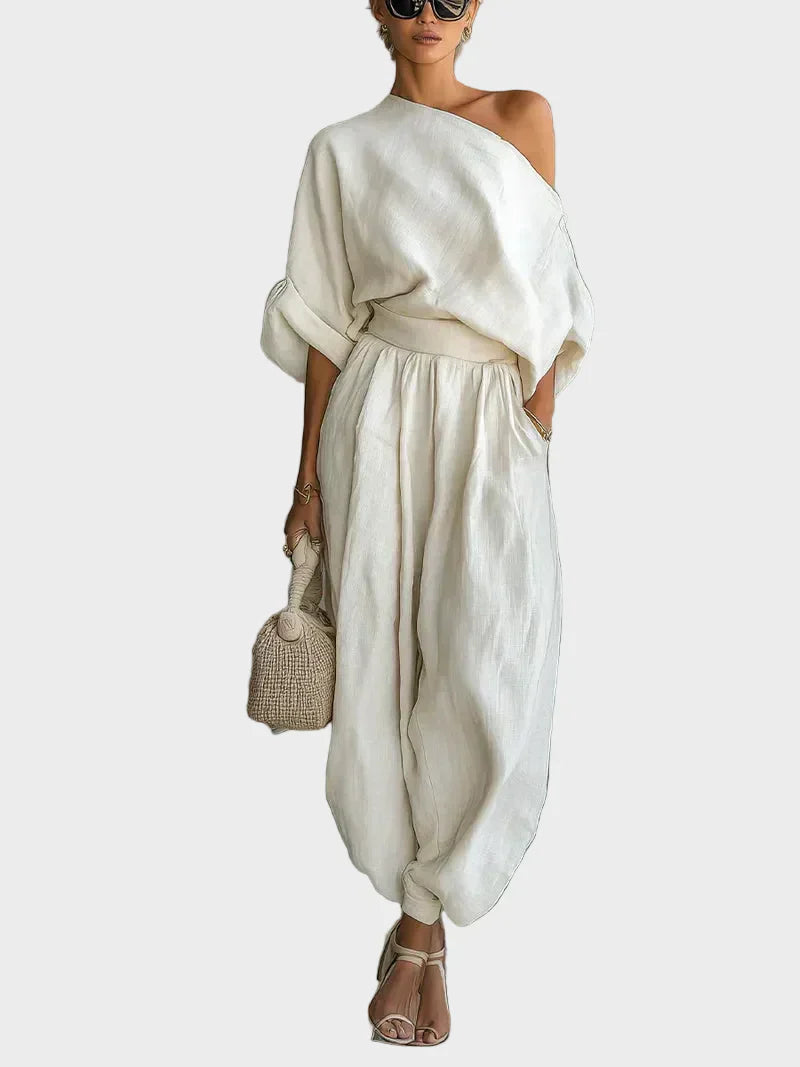 Sarait | 2-Piece Set with Exposed Shoulders