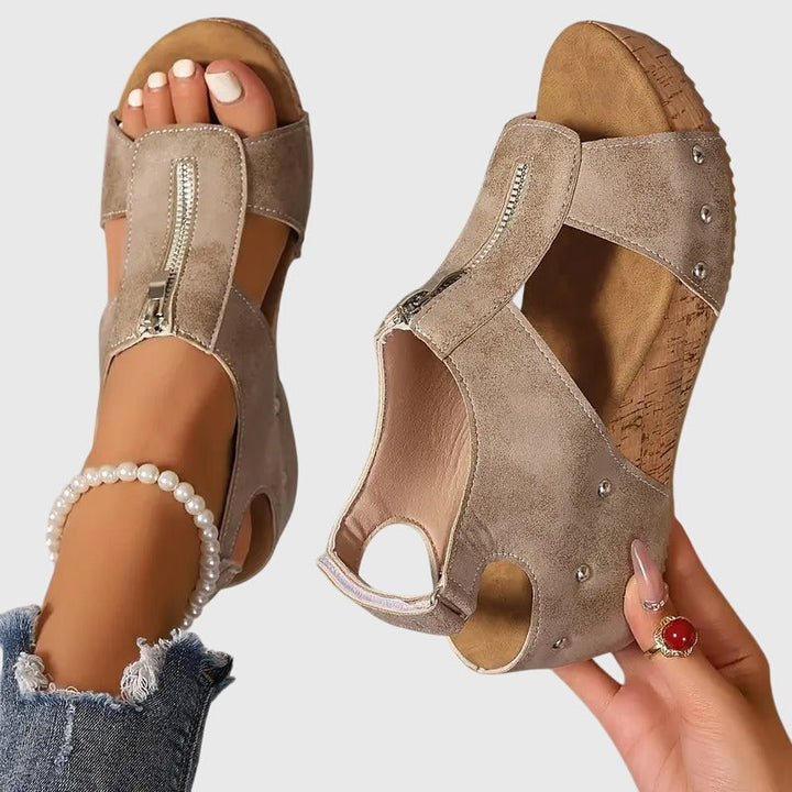 Mobhi | Comfortable Orthopedic Sandals