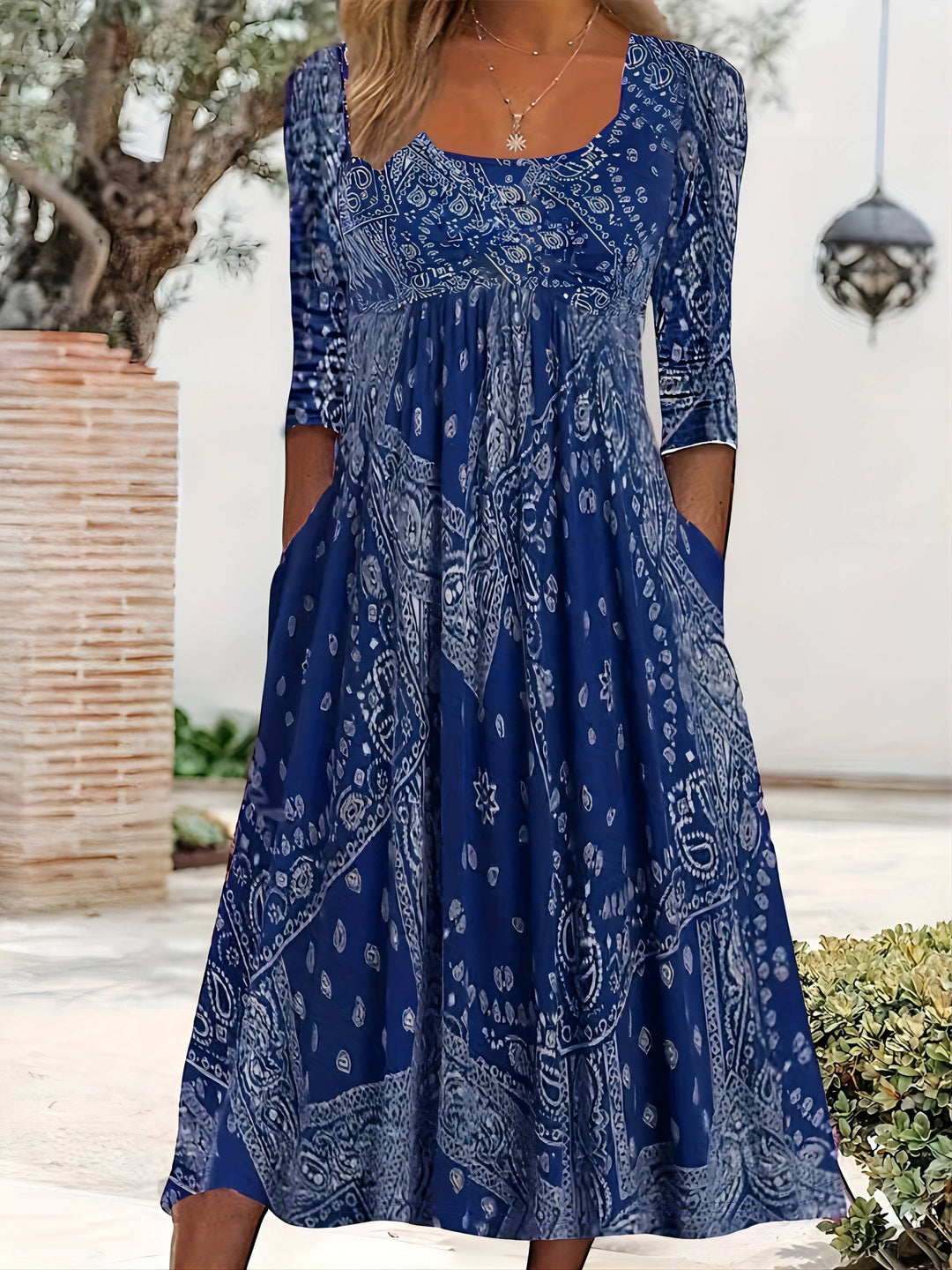 Fionnuala | Casual Long-Sleeve Midi Dress