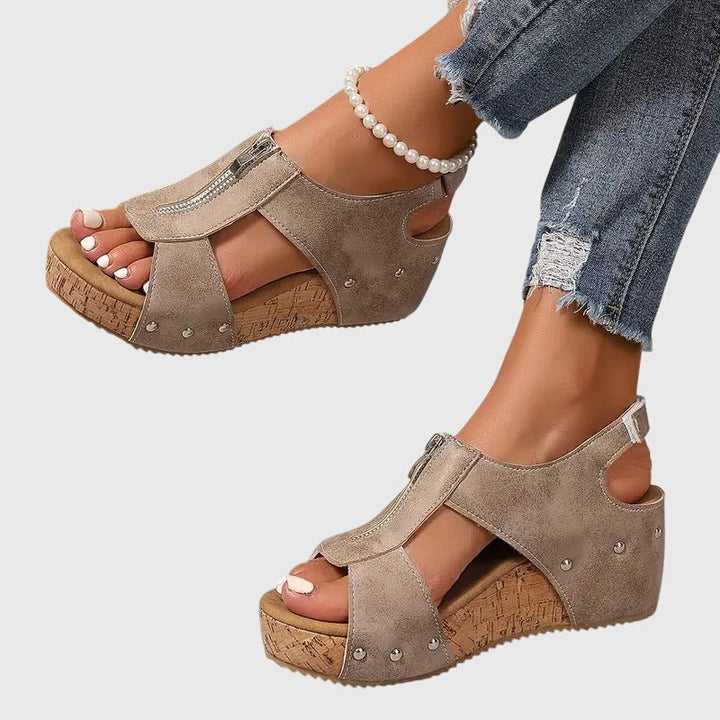 Mobhi | Comfortable Orthopedic Sandals
