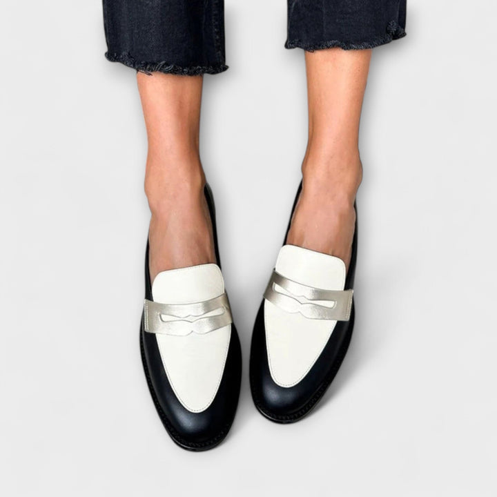 Nainsi | Metallic Black Loafers