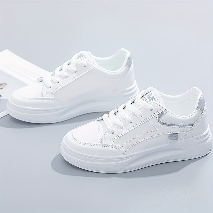 Eilis | Chic White Lightweight Runners