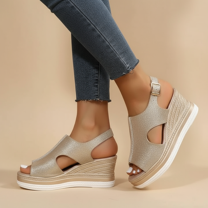 Síle | Relaxed Wedge Sandals