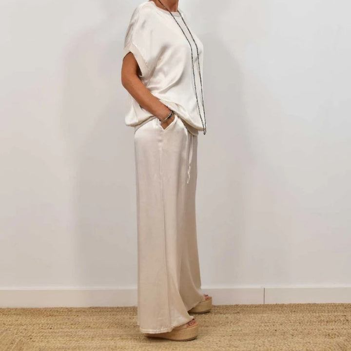 Ernnat | Set with Luxurious Comfort