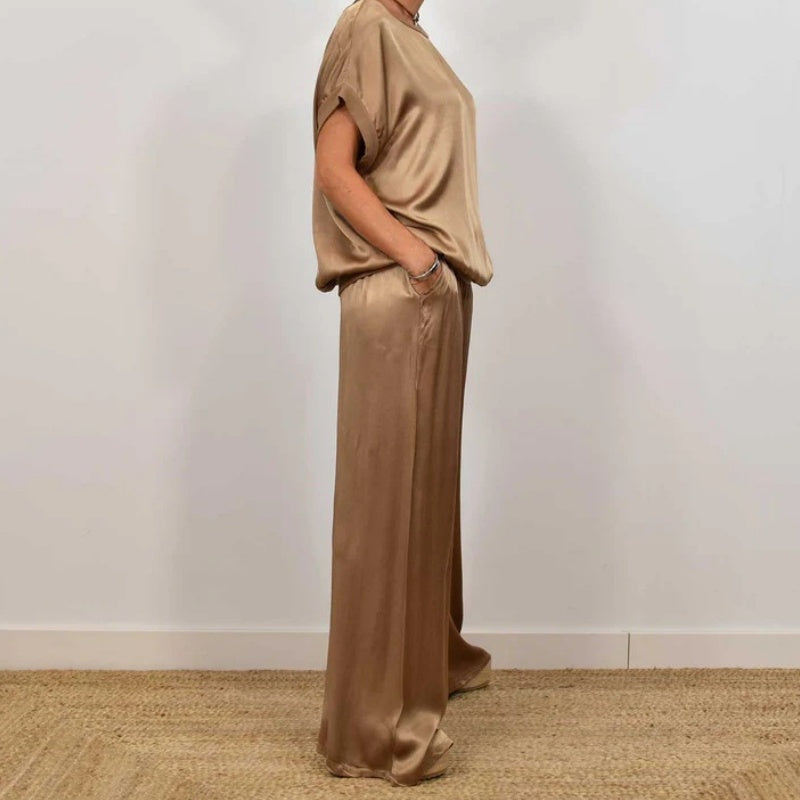 Ernnat | Set with Luxurious Comfort