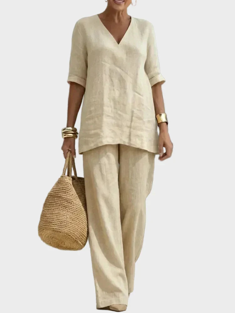 Derarca | Two-Piece Set with Half-Sleeve Top and Straight Trousers